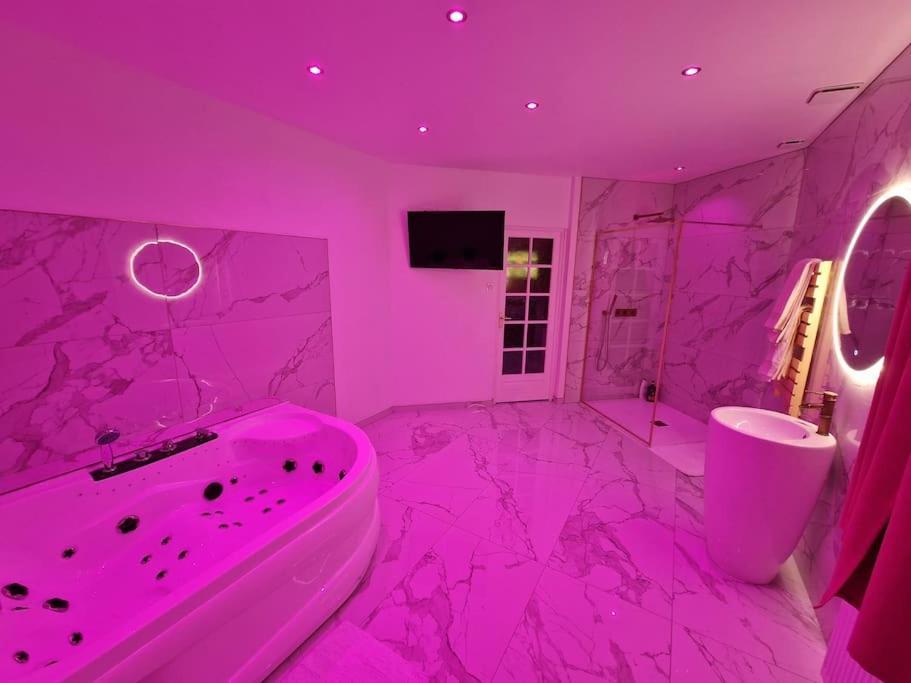 Maison Chic Avec Jacuzzi Nogent Sur Oise Yaospa60 Luaran gambar
