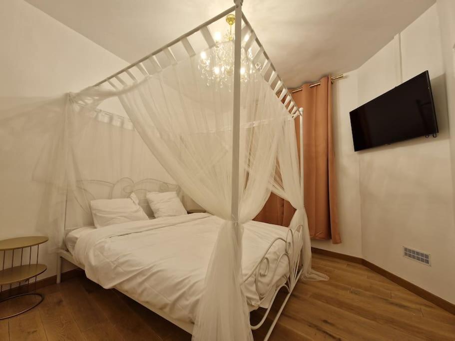 Maison Chic Avec Jacuzzi Nogent Sur Oise Yaospa60 Luaran gambar