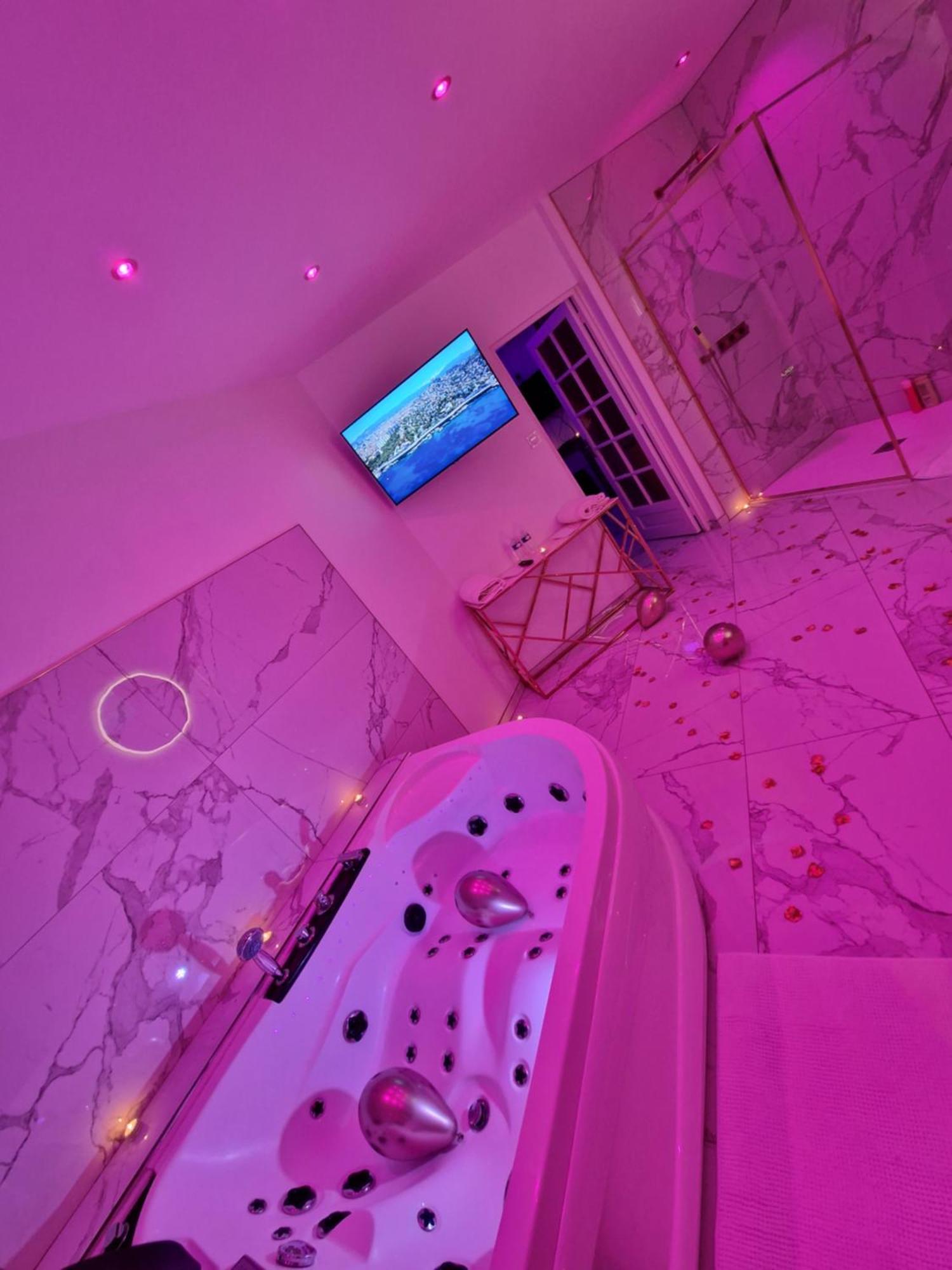 Maison Chic Avec Jacuzzi Nogent Sur Oise Yaospa60 Luaran gambar